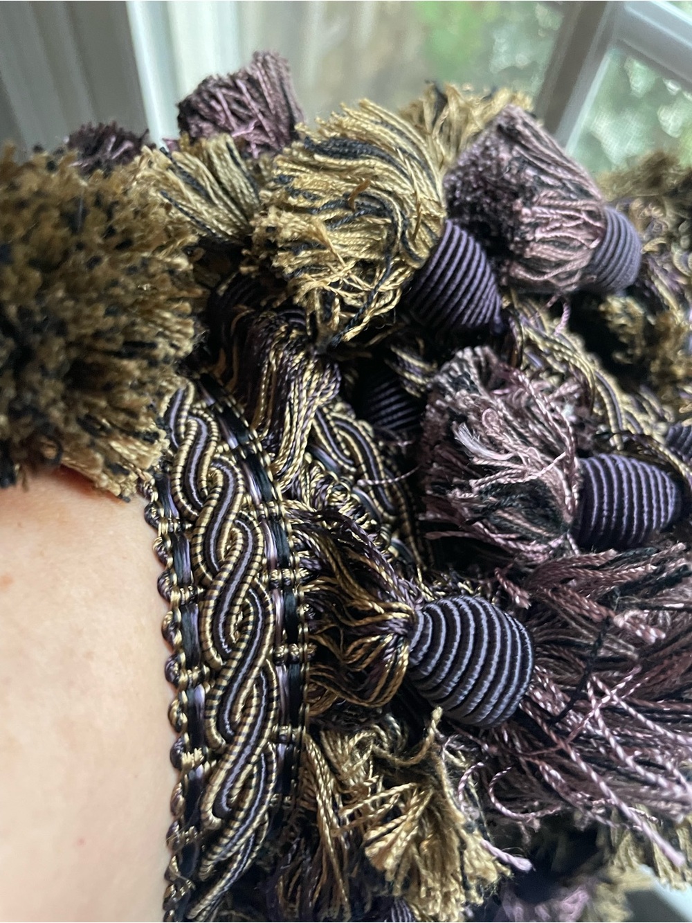 Five Yards + 31 inches Decorative Plum & Gold Tassel Trim! (Continuous Piece) - Picture 2 of 9